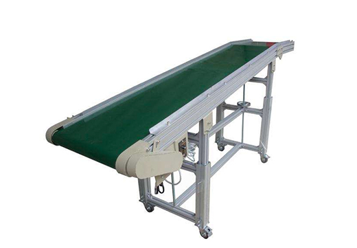  輸送機(jī)